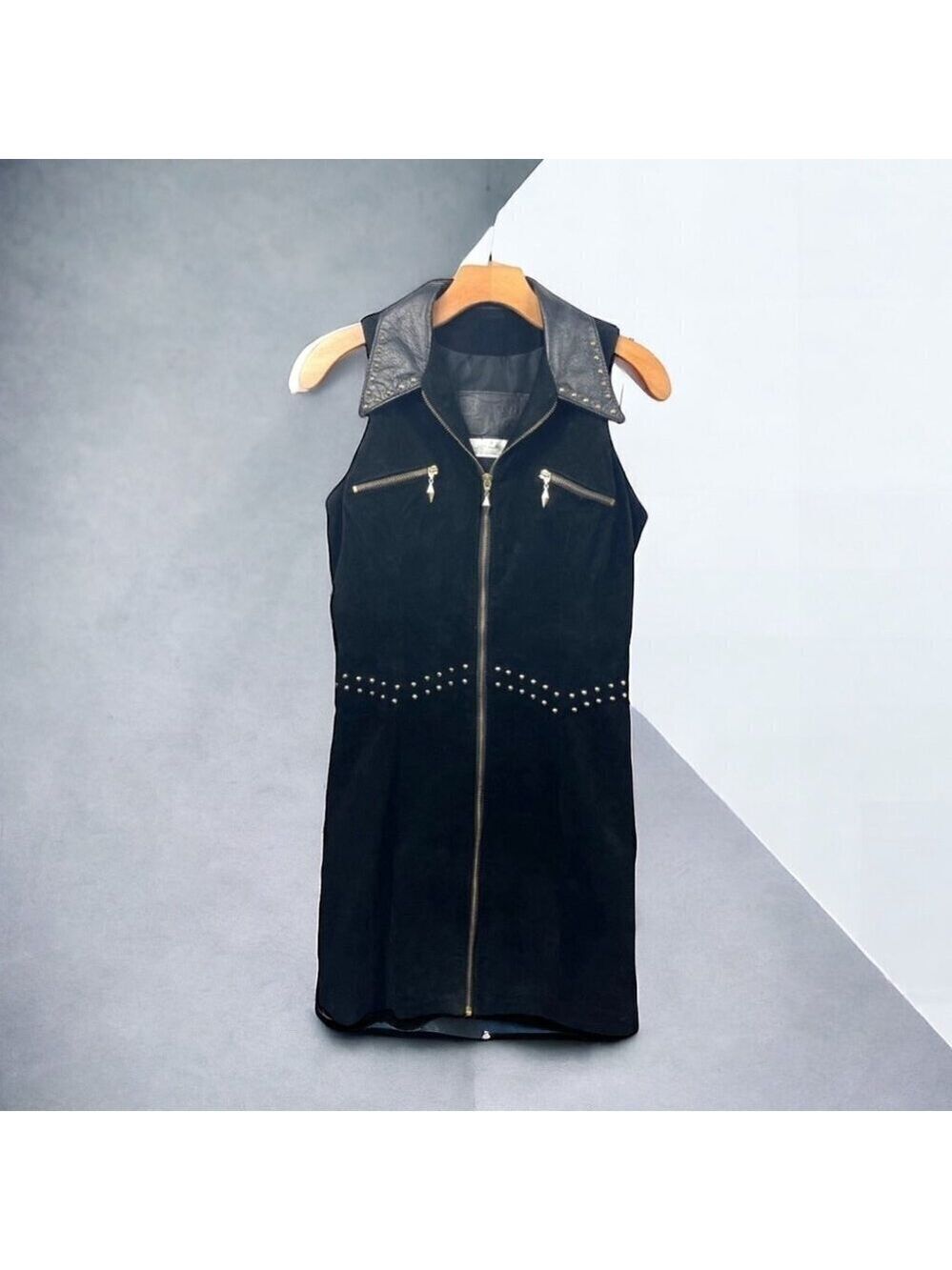 * The Leather Ranch Black Suede & Gold Studded Sleeveless Front Zip Dress Size 1